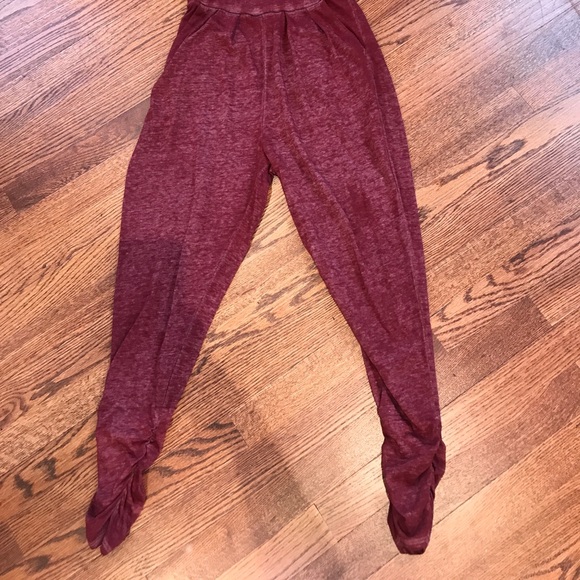 Maroon strapless jumpsuit - Picture 2 of 2